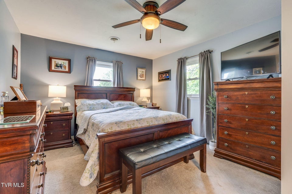 Photo #12: 408 Rainbow Circle