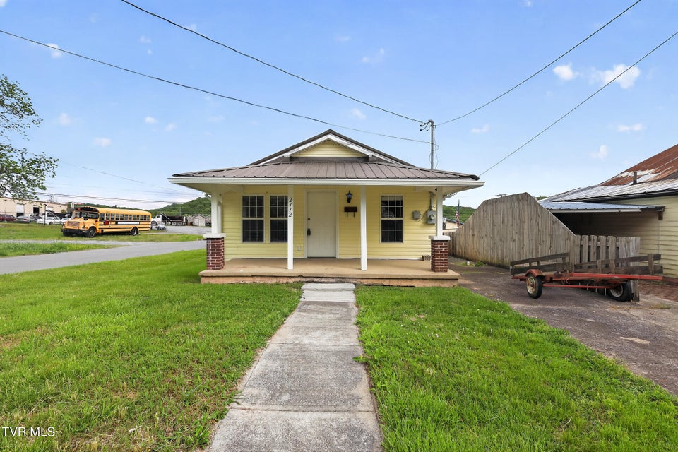 Photo #3: 2112 Myrtle Avenue