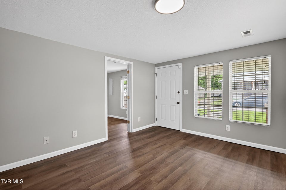 Photo #8: 2112 Myrtle Avenue