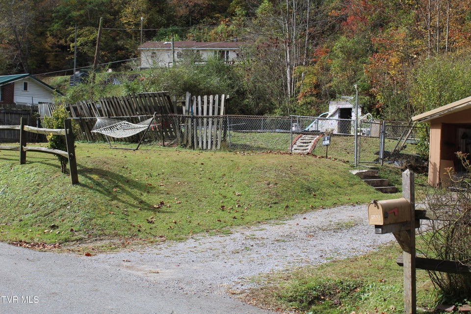 Photo #32: 2301 Monarch Road