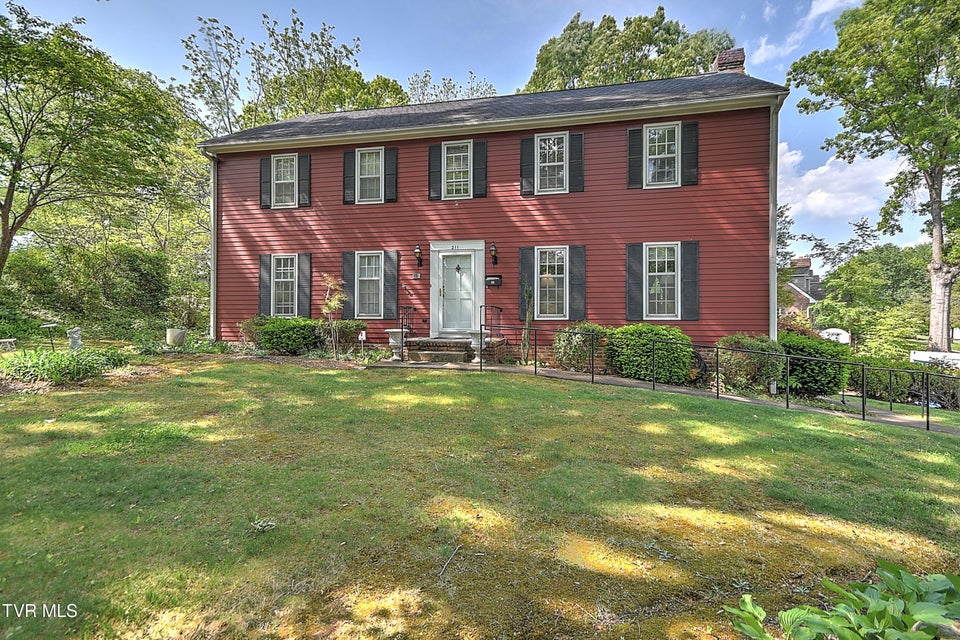 Photo #2: 211 Crestwood Drive