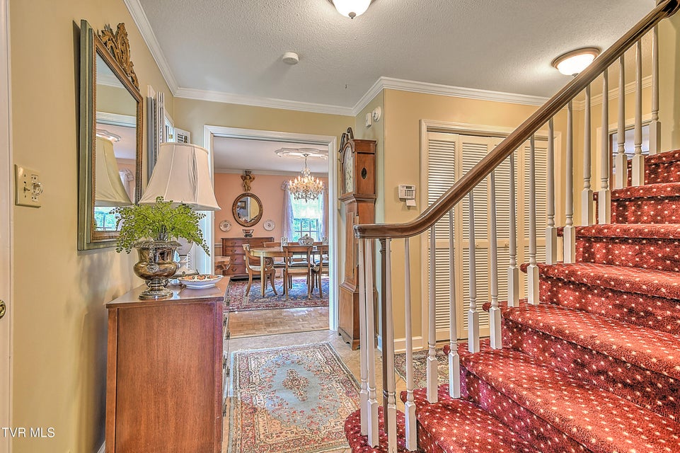 Photo #5: 211 Crestwood Drive