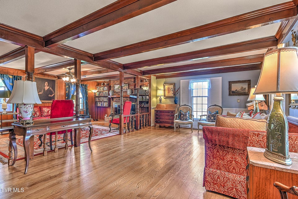 Photo #6: 211 Crestwood Drive