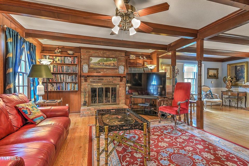 Photo #11: 211 Crestwood Drive