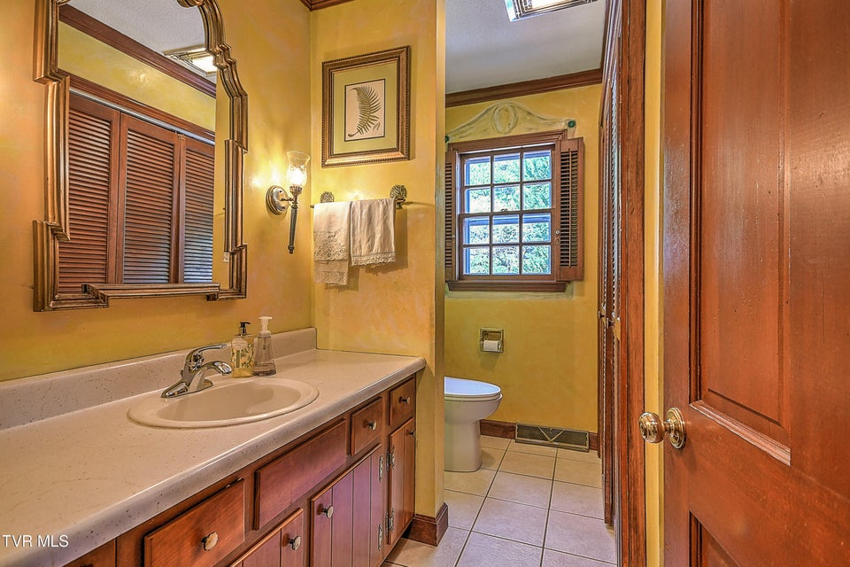 Photo #13: 211 Crestwood Drive