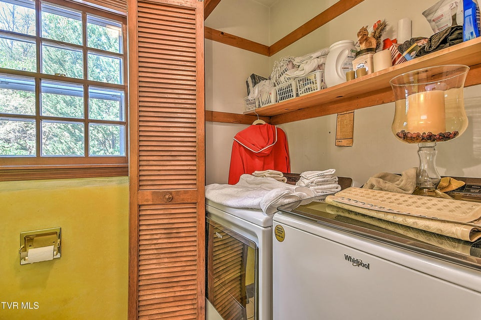 Photo #14: 211 Crestwood Drive