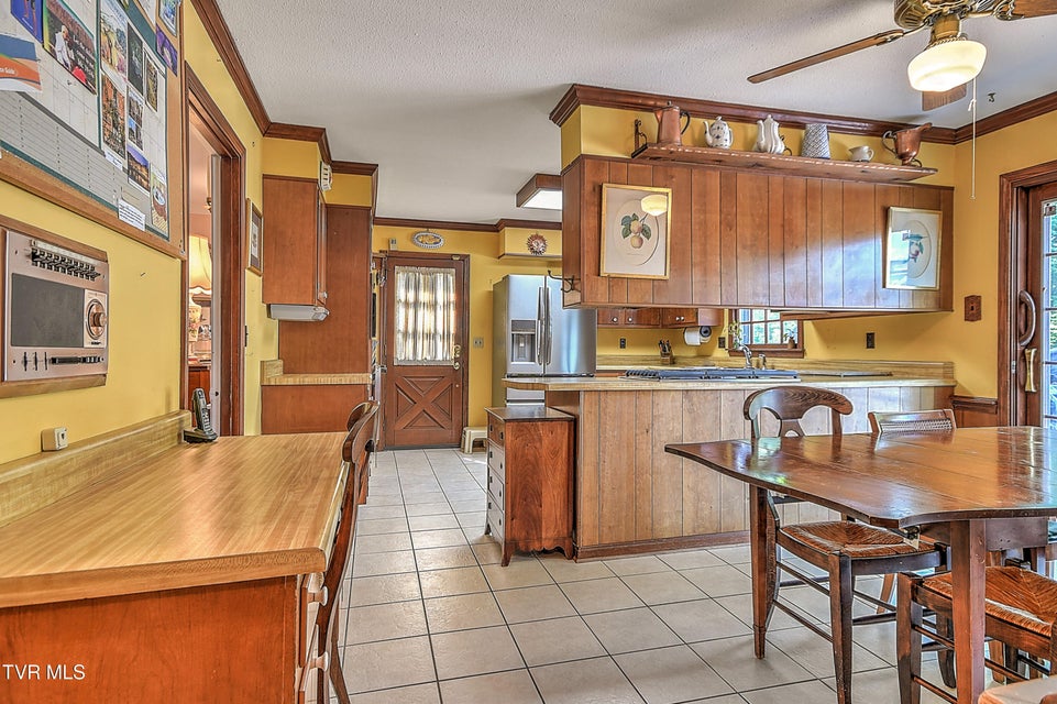 Photo #15: 211 Crestwood Drive