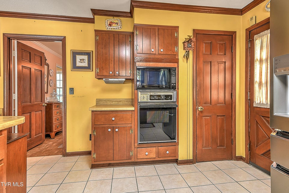 Photo #20: 211 Crestwood Drive