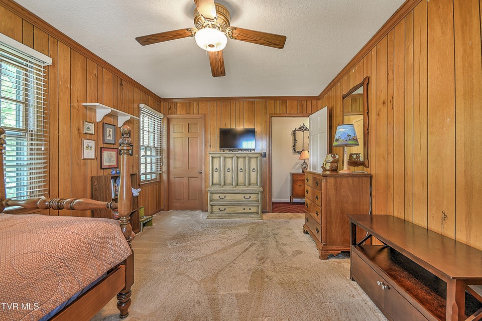 Photo #25: 211 Crestwood Drive