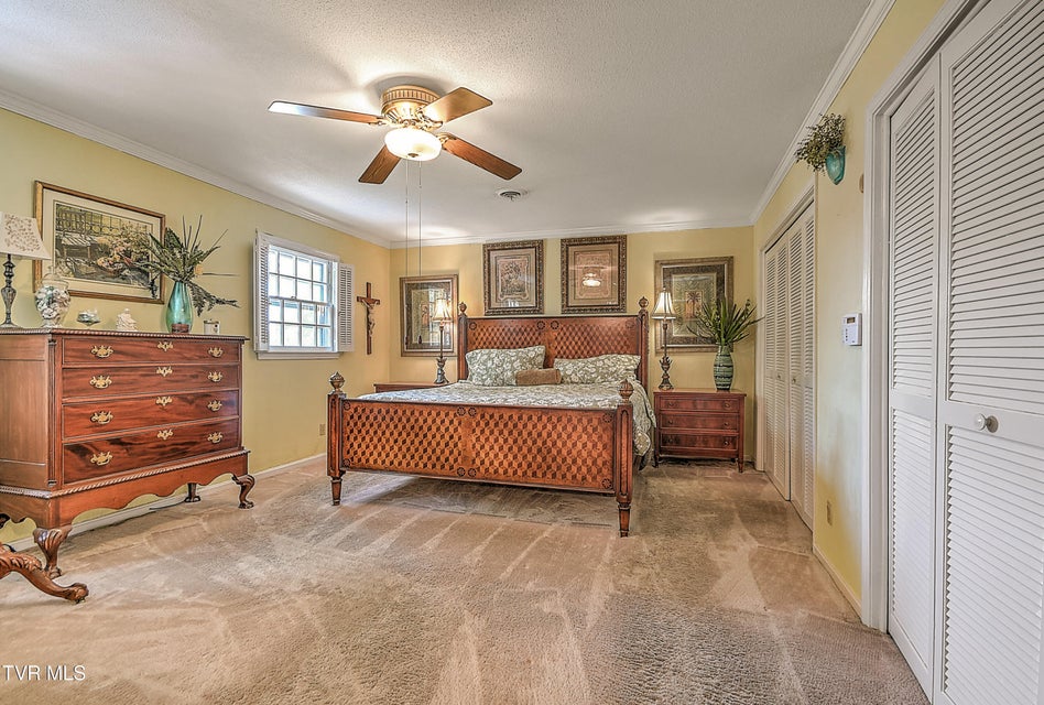 Photo #26: 211 Crestwood Drive