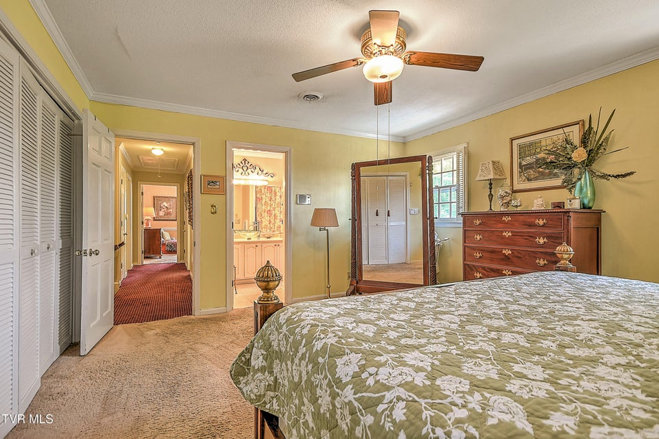 Photo #27: 211 Crestwood Drive