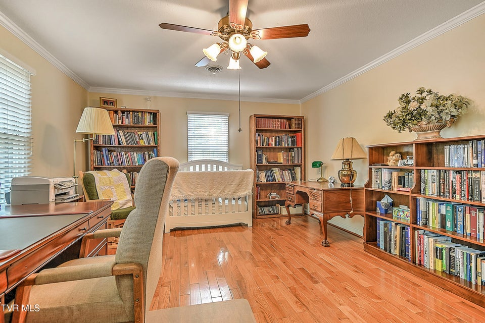 Photo #31: 211 Crestwood Drive