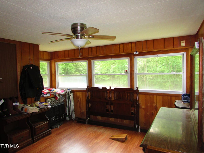 Photo #27: 145 Hillrise Drive