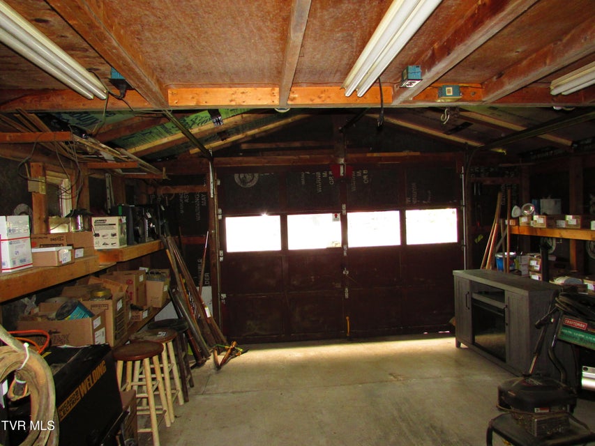 Photo #31: 145 Hillrise Drive