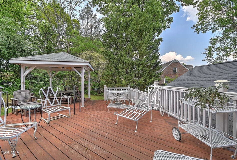 Photo #49: 211 Crestwood Drive