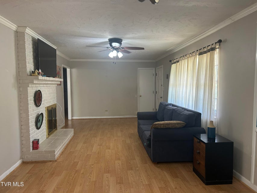 Photo #12: 605 Masengill Avenue