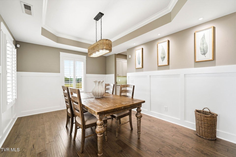 Photo #4: 3069 Calton Hill