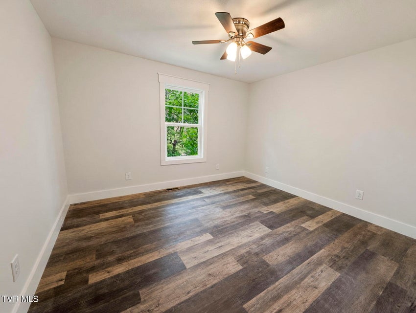 Photo #10: 404 Four Winds Way