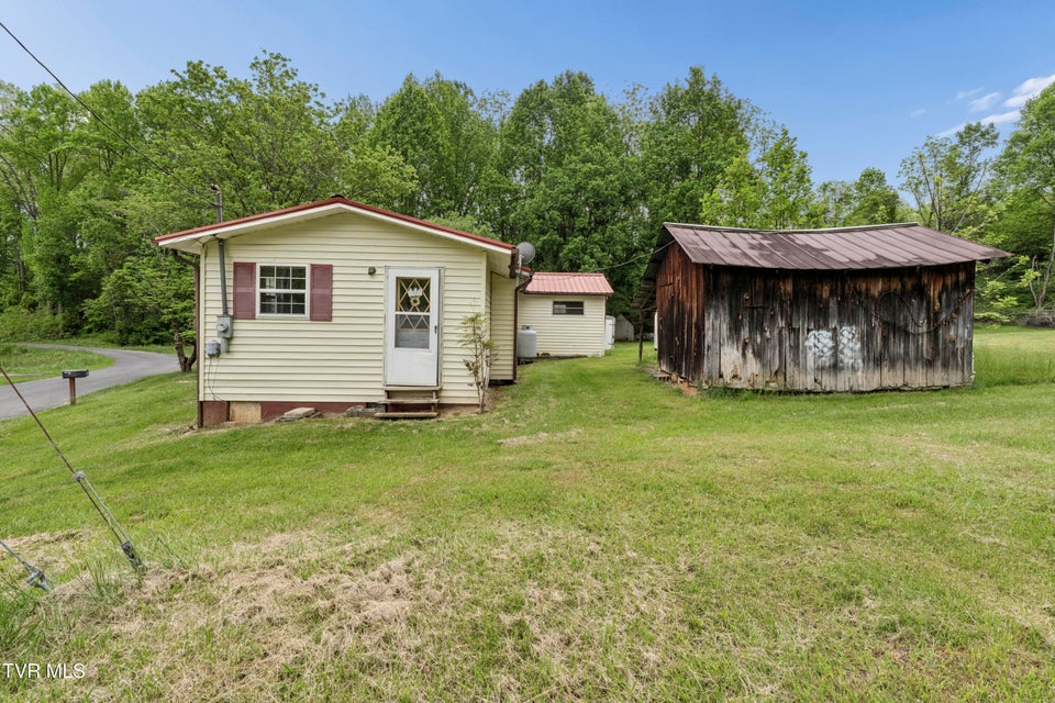 Photo #16: 229 Rome Hollow Road