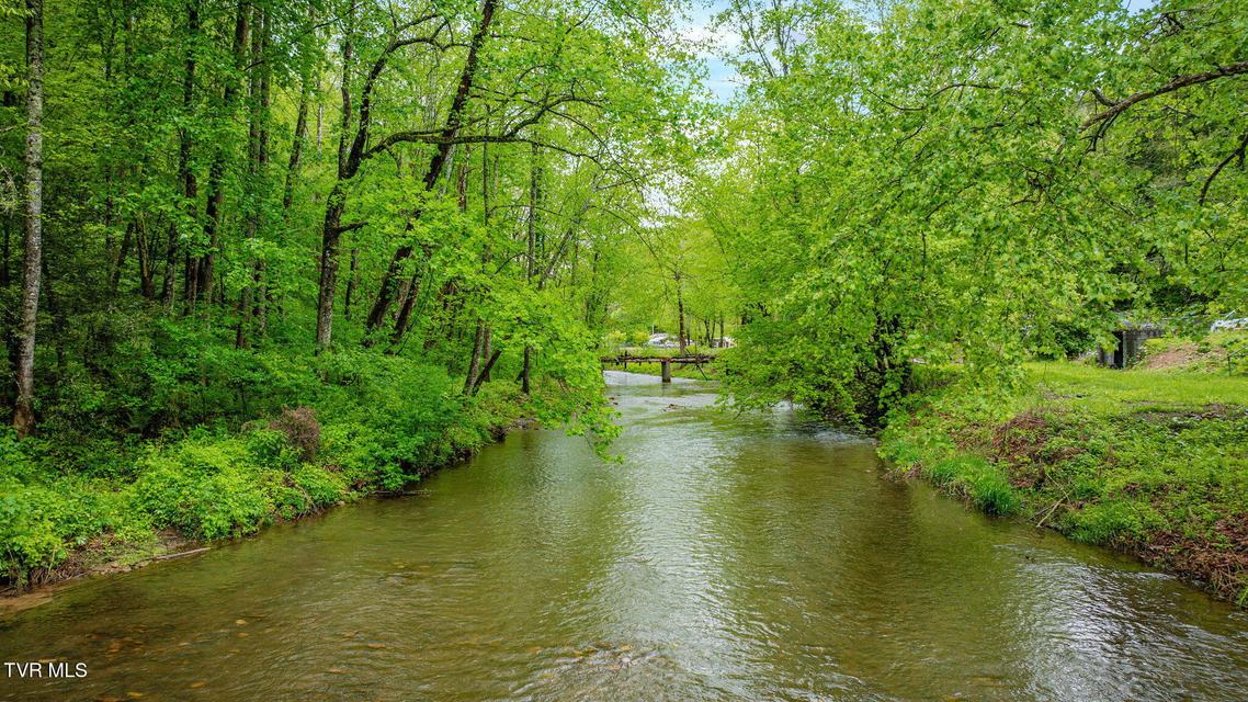 Photo #32: 1226 Doe Creek Road
