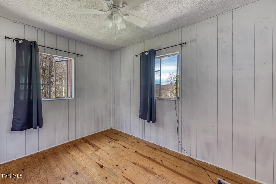 Photo #14: 119 Hughes Hollow Road