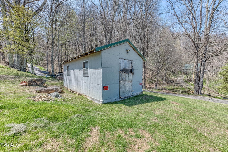 Photo #31: 119 Hughes Hollow Road