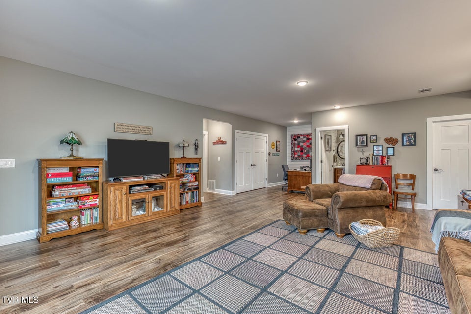 Photo #32: 37 Grist Mill Court