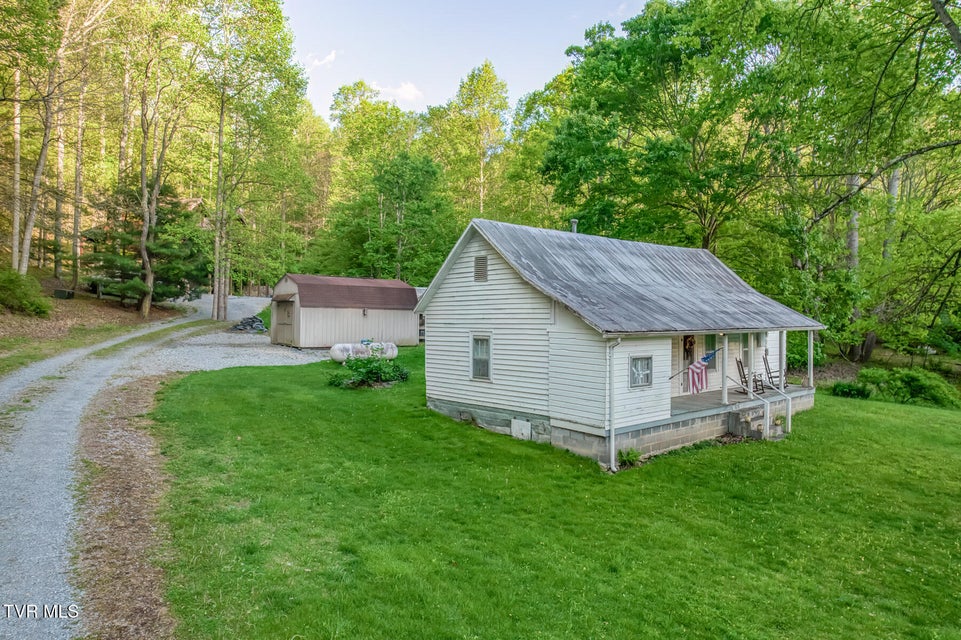 Photo #68: 371 Tiger Creek Road