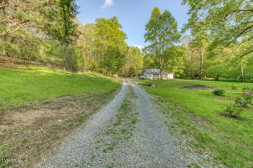 Photo #85: 371 Tiger Creek Road