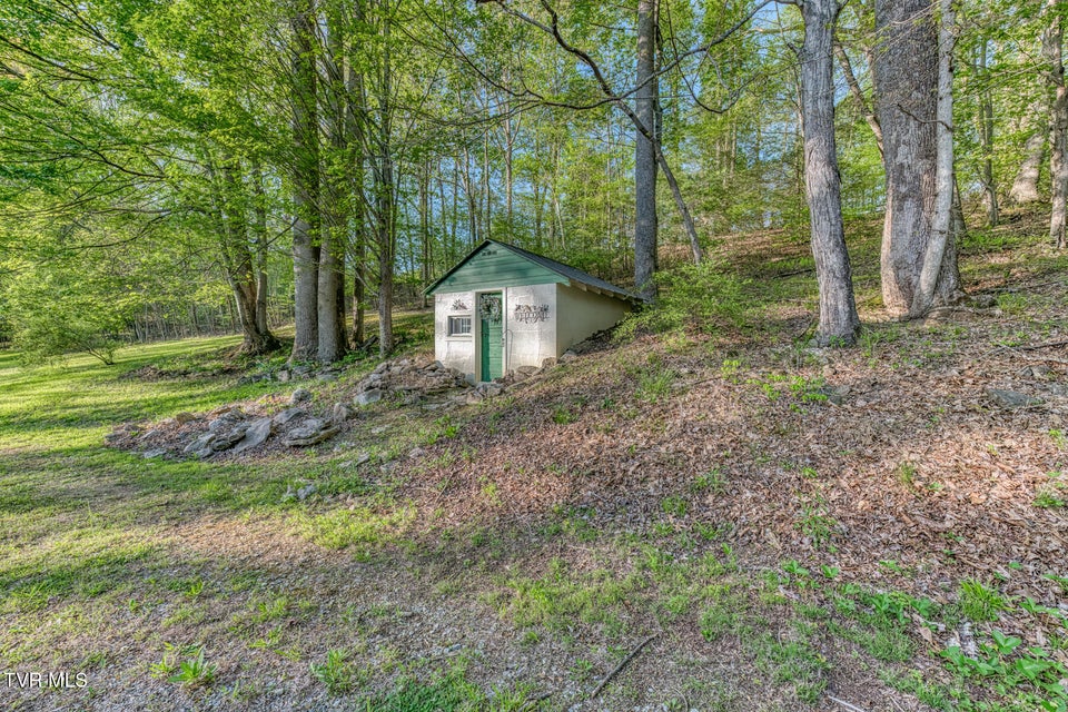 Photo #75: 371 Tiger Creek Road