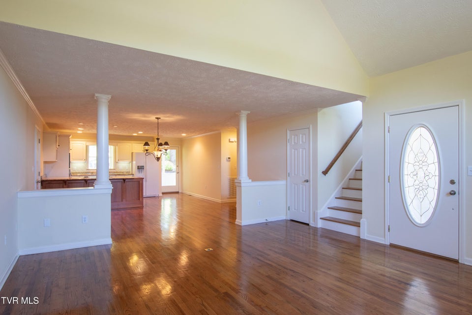 Photo #5: 16297 Greenevers Court