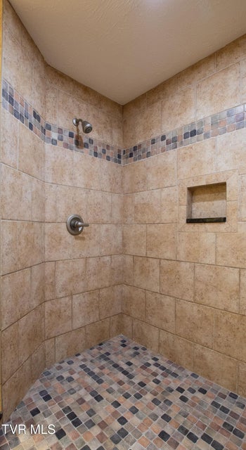 Photo #17: 16297 Greenevers Court