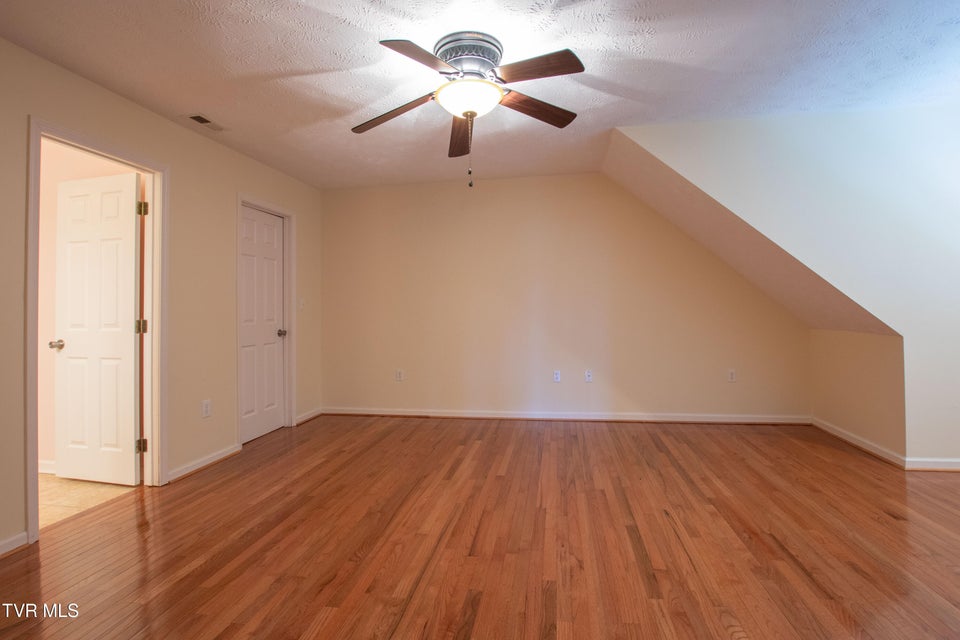 Photo #23: 16297 Greenevers Court