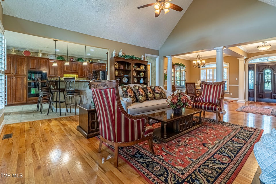 Photo #10: 20084 Hortenstine Place