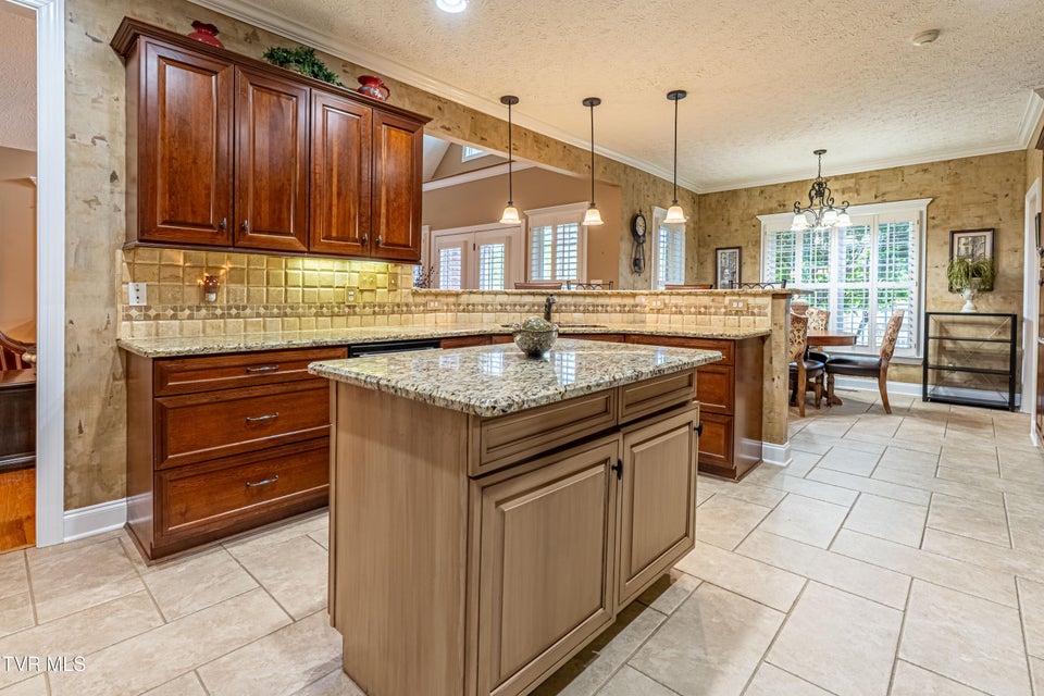 Photo #14: 20084 Hortenstine Place