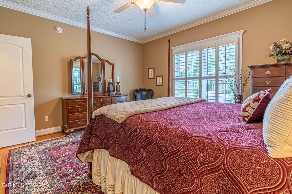 Photo #34: 20084 Hortenstine Place