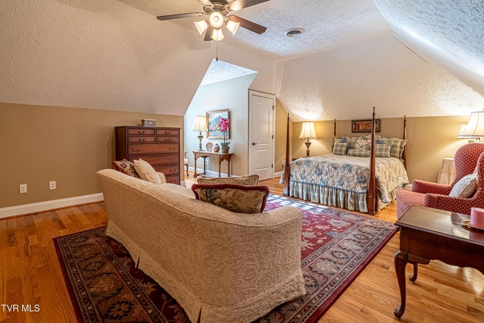 Photo #43: 20084 Hortenstine Place