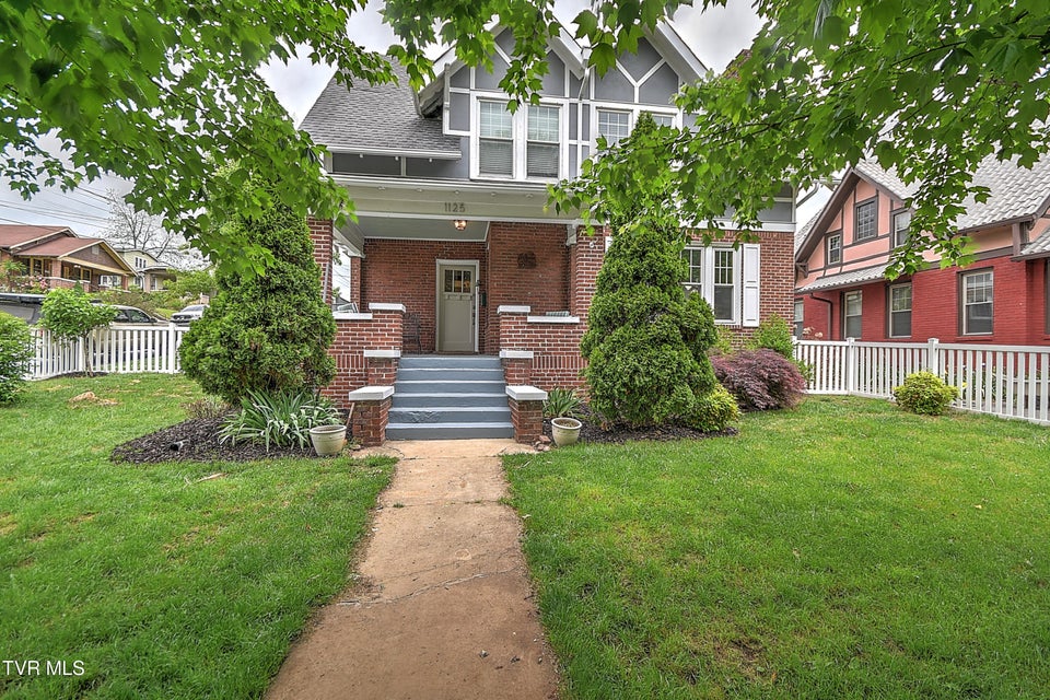 Photo #3: 1125 Euclid Avenue