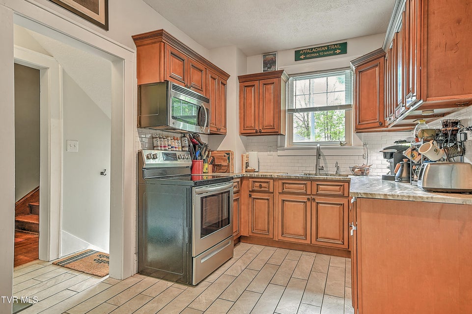 Photo #13: 1125 Euclid Avenue