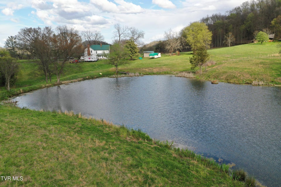 Photo #32: 12315 Warrensburg Road
