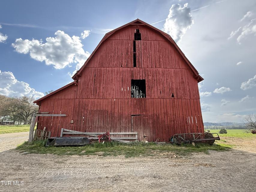 Photo #55: 12315 Warrensburg Road