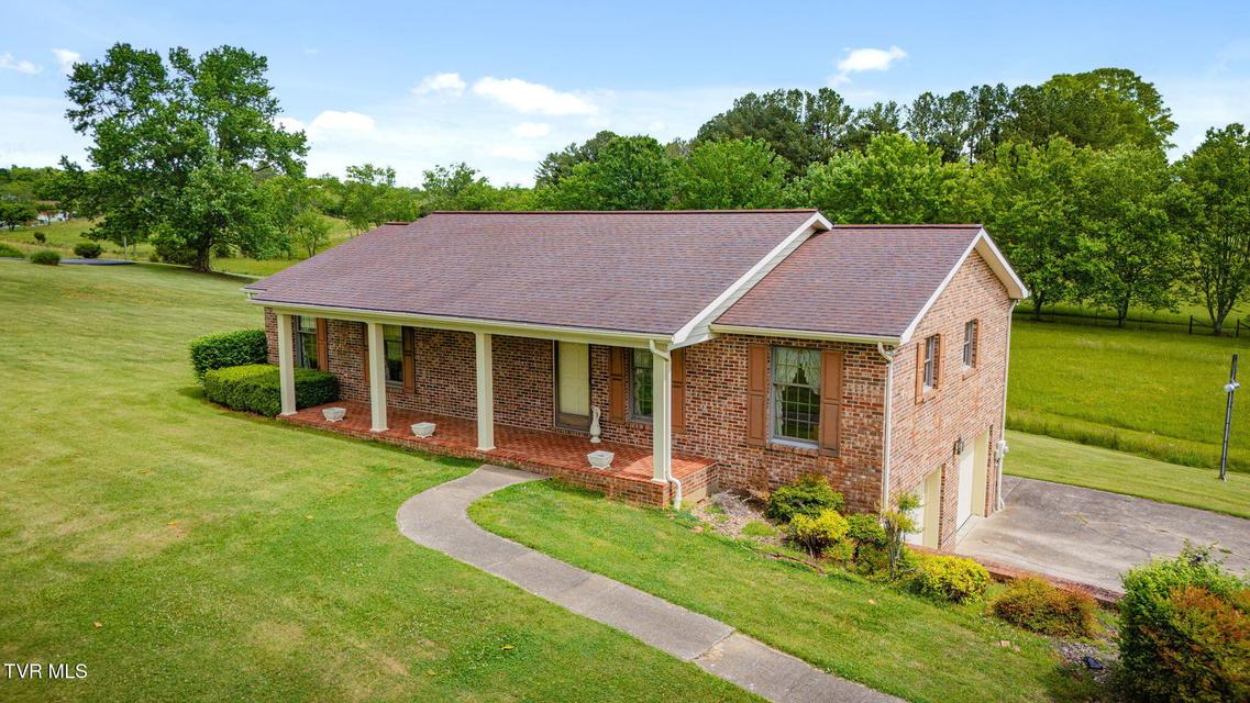 Photo #2: 453 Twin Barns Road