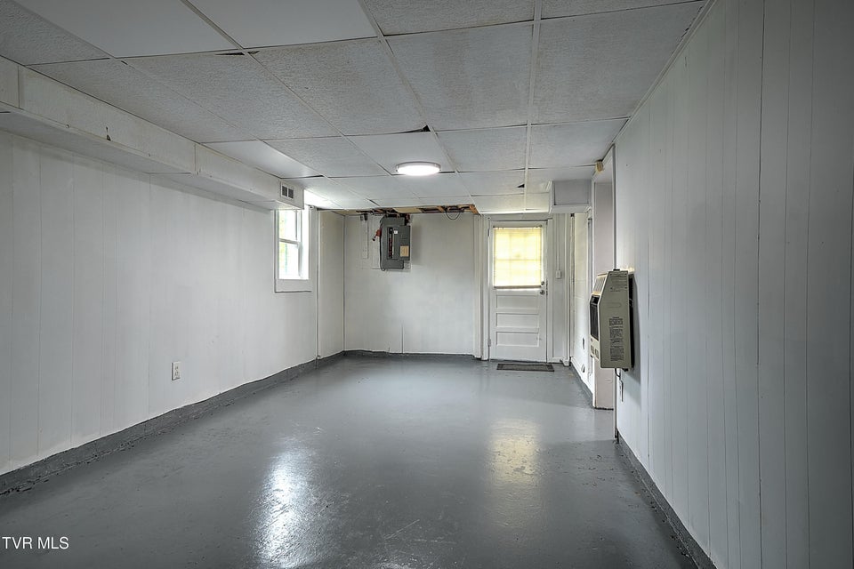 Photo #29: 2704 Schumway Drive