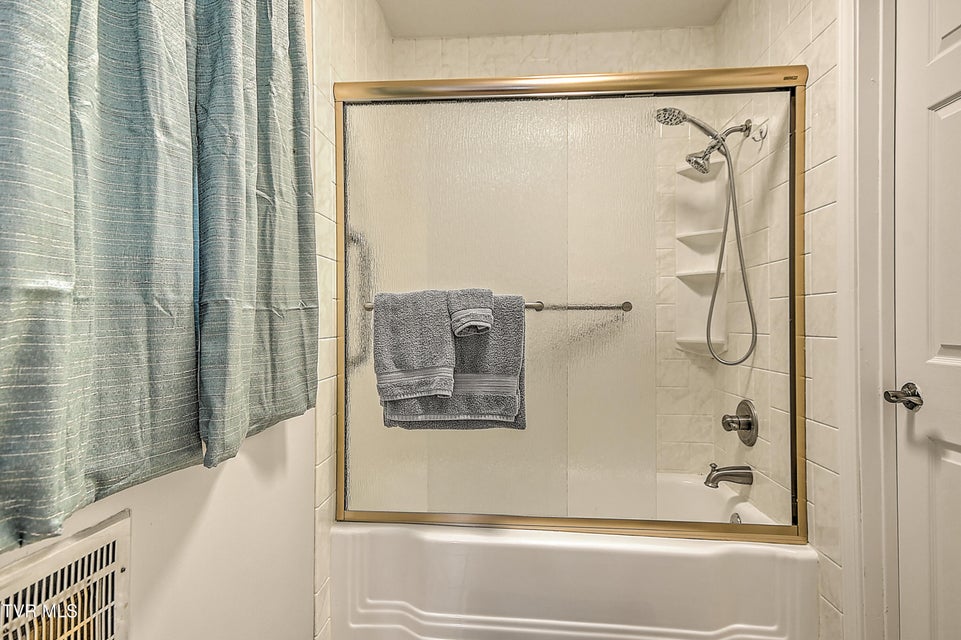 Photo #28: 2704 Schumway Drive