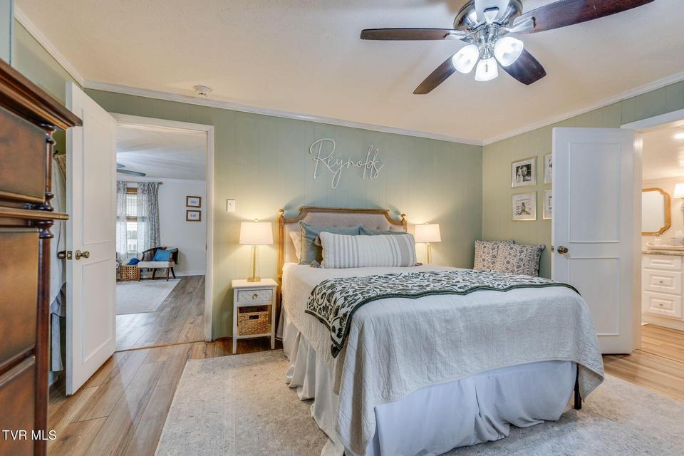 Photo #17: 809 Boone Street
