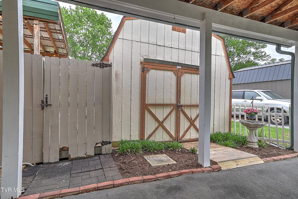 Photo #44: 2704 Schumway Drive
