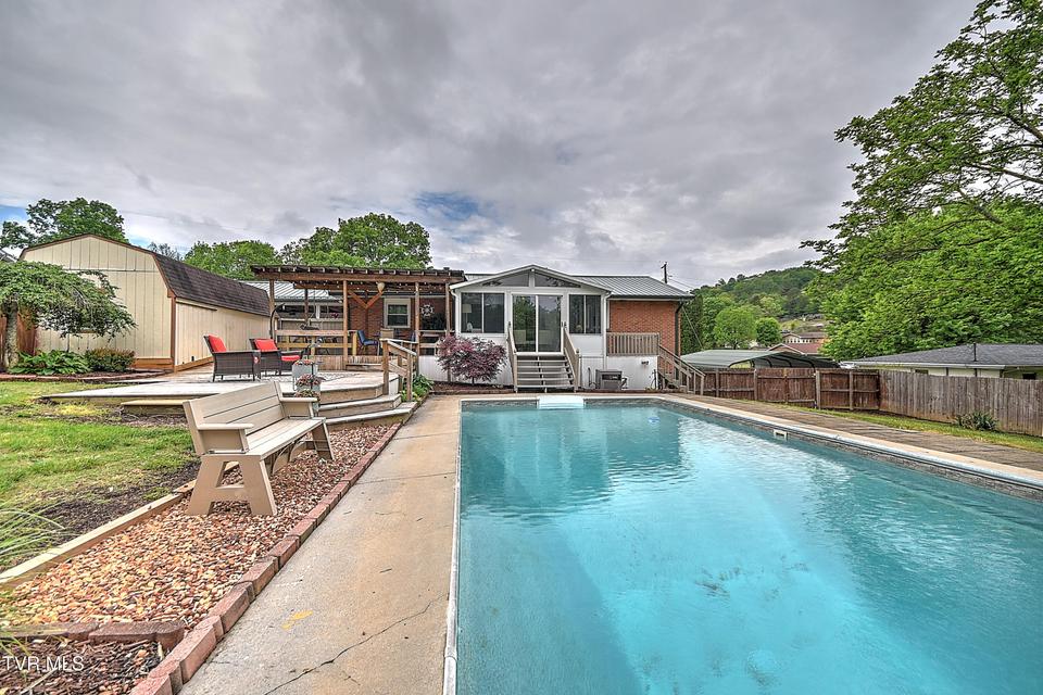 Photo #39: 2704 Schumway Drive