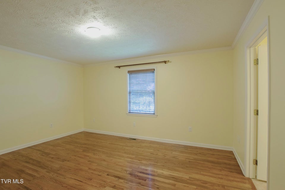 Photo #14: 16297 Greenevers Court