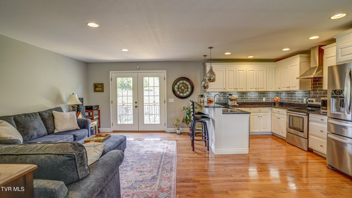 Photo #5: 17500 Bridle Drive