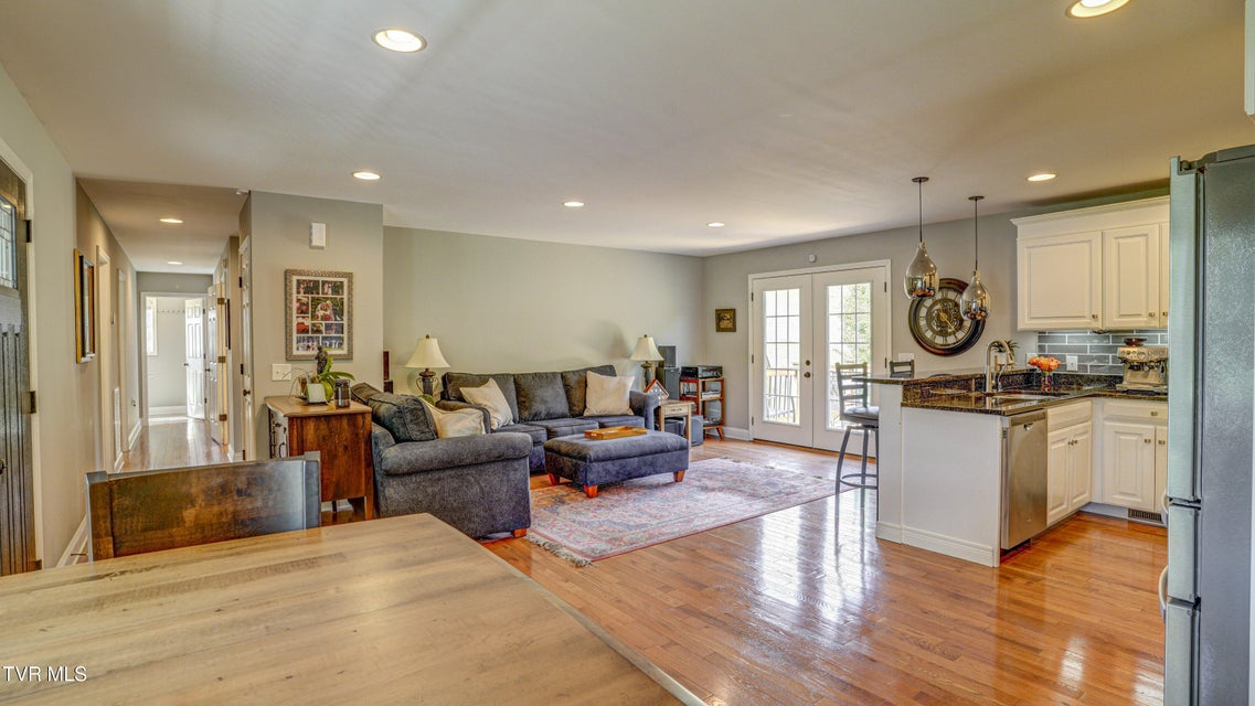 Photo #6: 17500 Bridle Drive